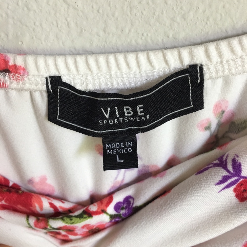 Dress 👗 - Picture 3 of 4